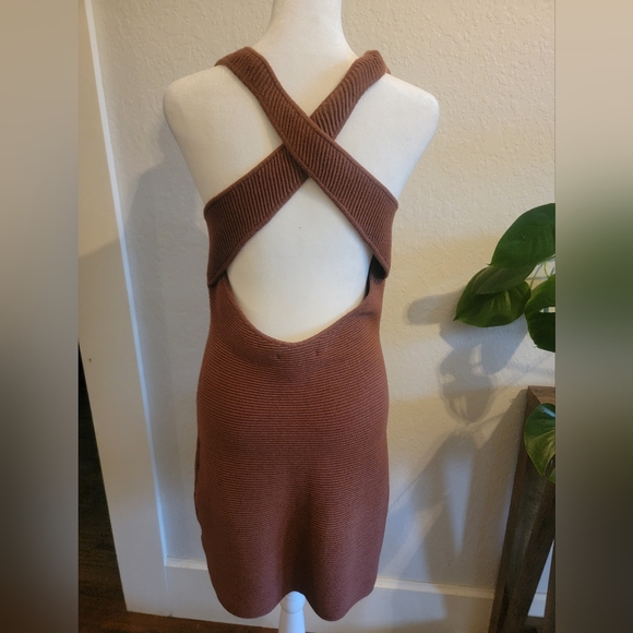 Abercrombie & Fitch Scuba Ribbed Dress | Red | Size Medium Tall - Picture 5 of 6